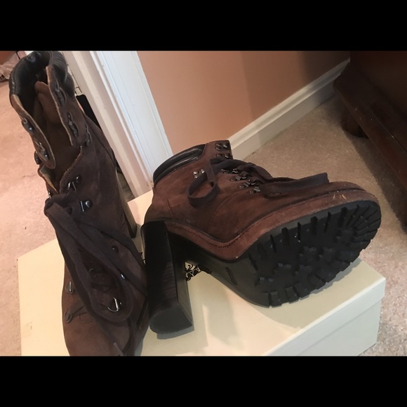 Coach boot - Picture 2 of 8